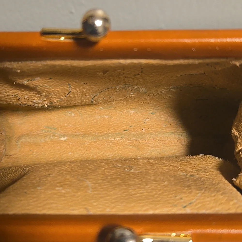 Dooney & Bourke Green and Tan Leather Wallet - Picture 7 of 12